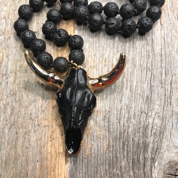 Stone Bead Skull Bohemian Necklace - Picture 2 of 3